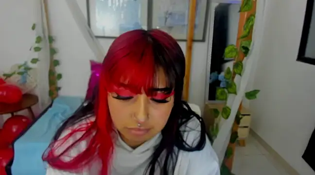 lussyevans24 online show from 02-21-25, 10:17