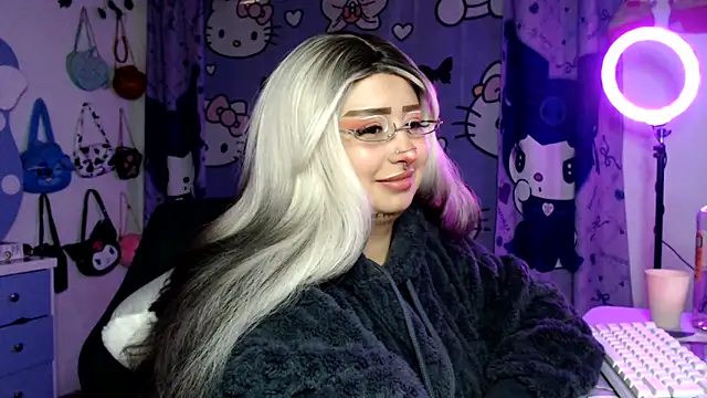 Snapshot of lussyevans24 chatting on 03-02-26, 05:08 lussyevans24 online show from 03-02-26, 05:08