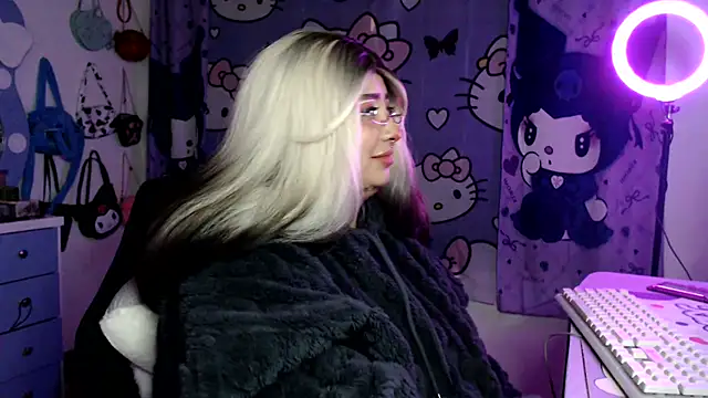 lussyevans24 online show from 03-15-26, 03:45