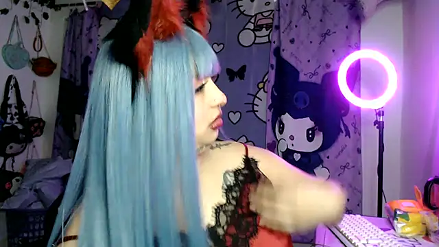 Snapshot of lussyevans24 chatting on 06-25-26, 05:12 lussyevans24 online show from 06-25-26, 05:12
