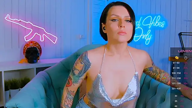 My toys pink online show from 03-14-25, 08:06