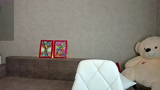 Snapshot of angelica_marquise chatting on 02-18-26, 11:06 angelica marquise online show from 02-18-26, 11:06