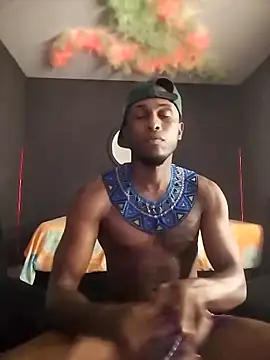 Snapshot of Ostinsanto chatting on 11-25-25, 06:46 Ostinsanto online show from 11-25-25, 06:46