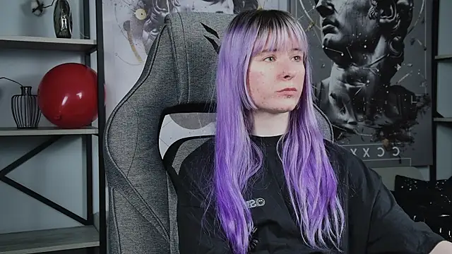 Snapshot of LexiWenford chatting on 02-20-26, 06:26 LexiWenford online show from 02-20-26, 06:26