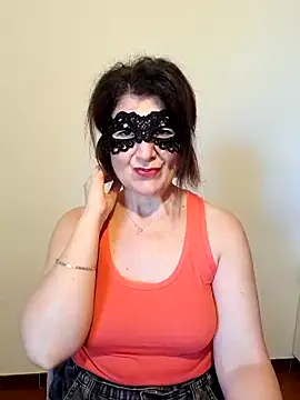 Snapshot of Viola8p chatting on 09-19-25, 10:16 Viola8p online show from 09-19-25, 10:16