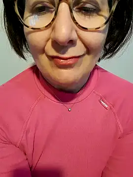Snapshot of Viola8p chatting on 10-27-25, 07:34 Viola8p online show from 10-27-25, 07:34