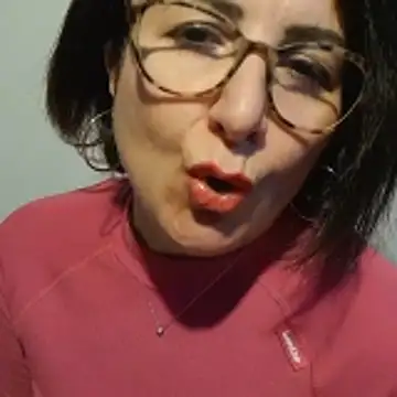 Viola8p online show from 11-28-25, 03:25