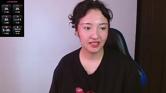 Snapshot of alexaa08 chatting on 06-16-26, 12:52 alexaa08 online show from 06-16-26, 12:52