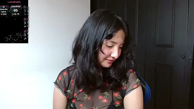 Snapshot of alexaa08 chatting on 07-12-26, 06:43 alexaa08 online show from 07-12-26, 06:43