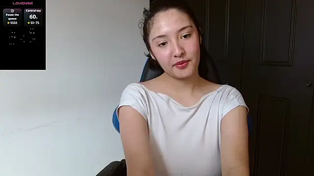 Snapshot of alexaa08 chatting on 07-15-26, 04:12 alexaa08 online show from 07-15-26, 04:12