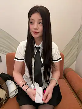Snapshot of Asia-Melody chatting on 05-28-26, 06:00 Asia-Melody online show from 05-28-26, 06:00