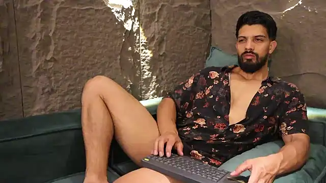 DannSaenz online show from 03-06-25, 02:08