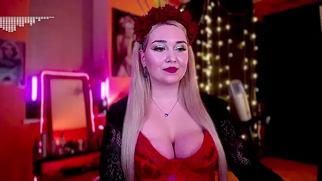 Snapshot of AllisonBlack_ chatting on 12-16-24, 10:03 AllisonBlack  online show from 12-16-24, 10:03