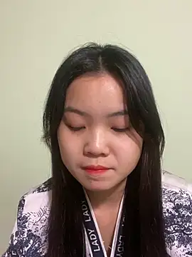 Maeve2k5 online show from 01-04-25, 10:49