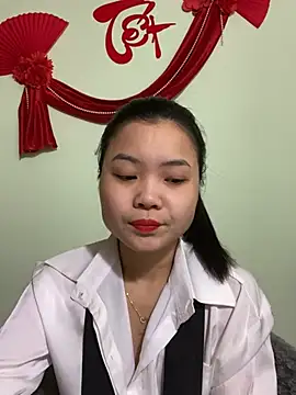 Maeve2k5 online show from 01-13-25, 12:09