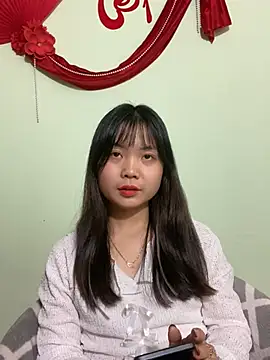 Maeve2k5 online show from 02-17-25, 01:10