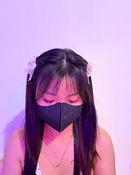 Maeve2k5 online show from 09-20-25, 08:10