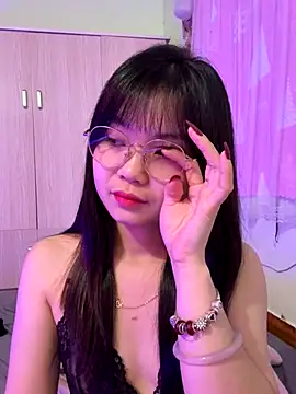 Maeve2k5 online show from 10-03-25, 02:41