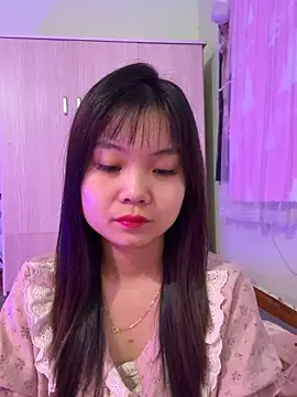 Maeve2k5 online show from 10-09-25, 11:25