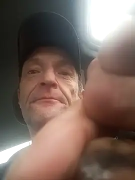 Snapshot of Bendmeovrrr chatting on 03-10-26, 09:53 Bendmeovrrr online show from 03-10-26, 09:53