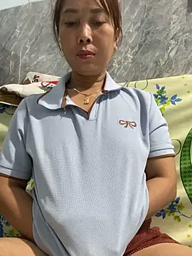 Linaannn online show from 03-11-26, 12:11