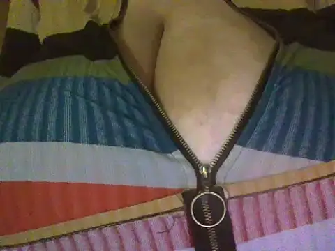 Snapshot of RoxiRedXXX chatting on 02-24-25, 06:36 RoxiRedXXX online show from 02-24-25, 06:36