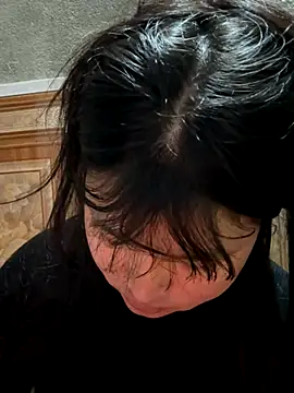 Snapshot of Anges893 chatting on 11-28-25, 10:23 Anges893 online show from 11-28-25, 10:23