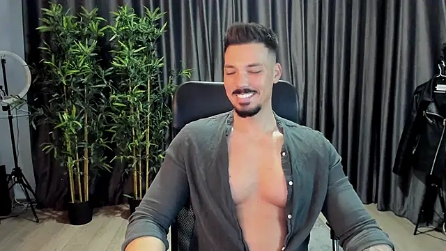 Snapshot of HaydenSpearss chatting on 12-07-24, 08:00 HaydenSpearss online show from 12-07-24, 08:00