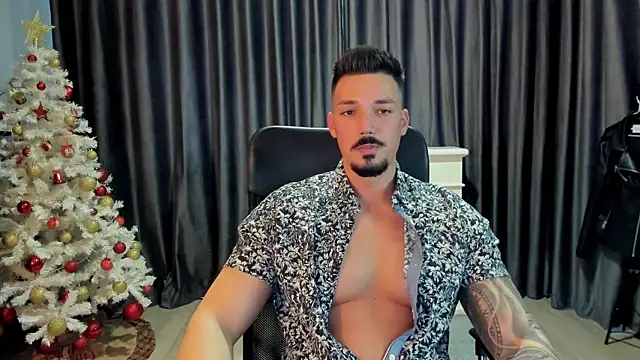 Snapshot of HaydenSpearss chatting on 12-13-24, 01:01 HaydenSpearss online show from 12-13-24, 01:01