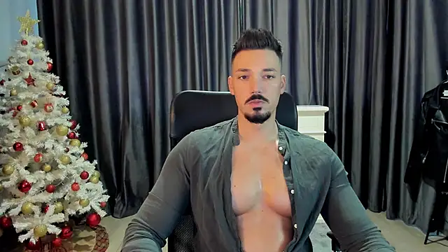 Snapshot of HaydenSpearss chatting on 12-14-24, 07:40 HaydenSpearss online show from 12-14-24, 07:40