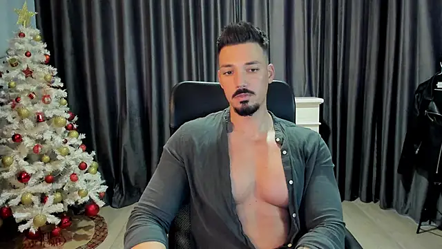 Snapshot of HaydenSpearss chatting on 12-15-24, 07:35 HaydenSpearss online show from 12-15-24, 07:35