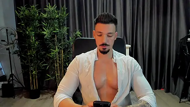 Snapshot of HaydenSpearss chatting on 01-12-25, 07:53 HaydenSpearss online show from 01-12-25, 07:53