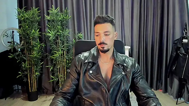 Snapshot of HaydenSpearss chatting on 02-09-25, 11:14 HaydenSpearss online show from 02-09-25, 11:14