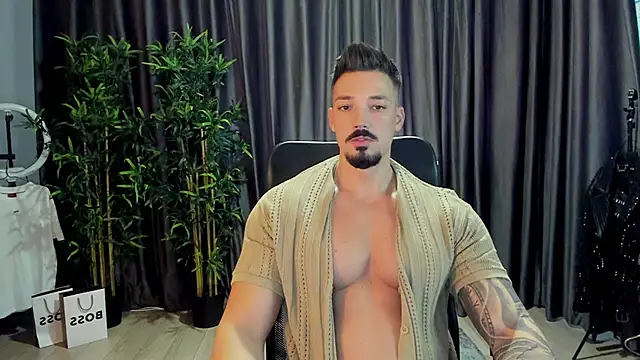 Snapshot of HaydenSpearss chatting on 10-18-25, 06:48 HaydenSpearss online show from 10-18-25, 06:48