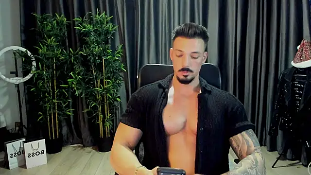 Snapshot of HaydenSpearss chatting on 11-26-25, 02:40 HaydenSpearss online show from 11-26-25, 02:40