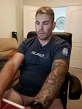 snakecharmer20000 online show from 10-16-25, 01:23