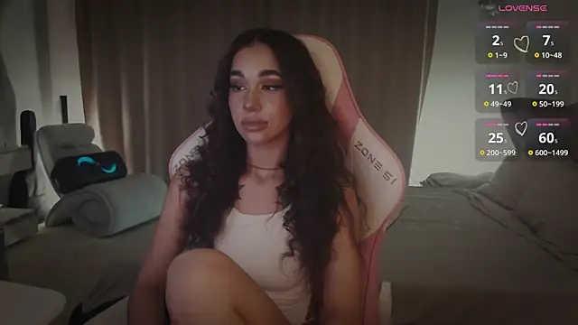 Snapshot of march_mellow chatting on 03-13-25, 06:23 march mellow online show from 03-13-25, 06:23