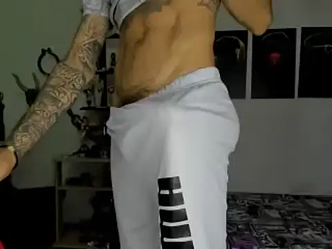 Snapshot of louchart_kenny chatting on 12-28-24, 07:43 louchart kenny online show from 12-28-24, 07:43