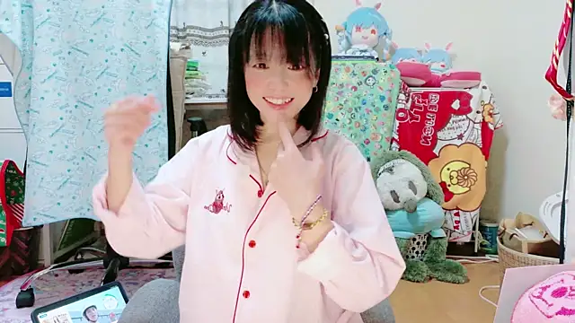 Snapshot of renapiyon8182 chatting on 03-07-25, 07:27 renapiyon8182 online show from 03-07-25, 07:27