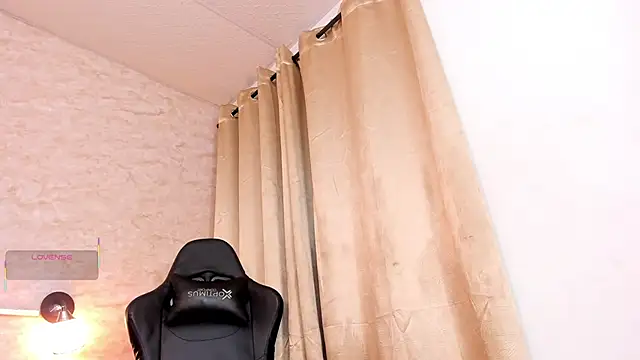 Snapshot of Joao_Batista_Oficial chatting on 03-15-25, 04:57 Joao Batista Oficial online show from 03-15-25, 04:57