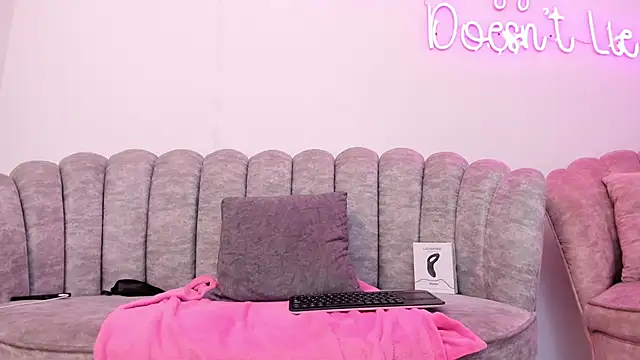 Snapshot of Joao_Batista_Oficial chatting on 03-21-25, 03:55 Joao Batista Oficial online show from 03-21-25, 03:55