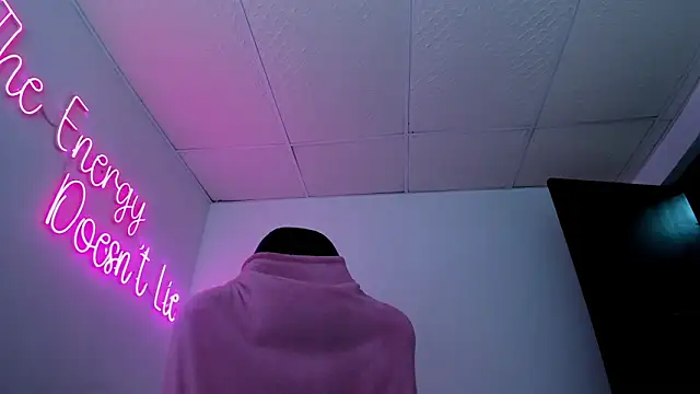 Snapshot of Joao_Batista_Oficial chatting on 09-10-25, 12:43 Joao Batista Oficial online show from 09-10-25, 12:43