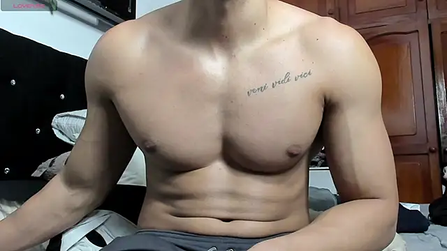 Snapshot of Joao_Batista_Oficial chatting on 12-04-25, 04:00 Joao Batista Oficial online show from 12-04-25, 04:00