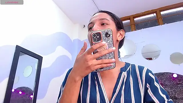 Lina10 online show from 01-20-25, 07:35