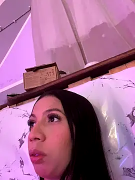 Lina10 online show from 11-20-25, 08:41