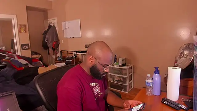 MrChuckDailyXXX online show from 01-08-25, 05:16