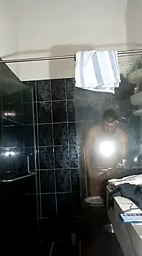 Snapshot of Rober2230 chatting on 01-23-25, 04:52 Rober2230 online show from 01-23-25, 04:52