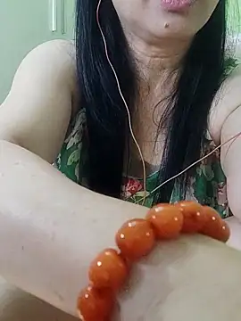 Snapshot of Hangem111 chatting on 05-01-26, 03:49 Hangem111 online show from 05-01-26, 03:49