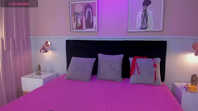 Snapshot of naoko_kirino chatting on 12-11-24, 12:23 naoko kirino online show from 12-11-24, 12:23