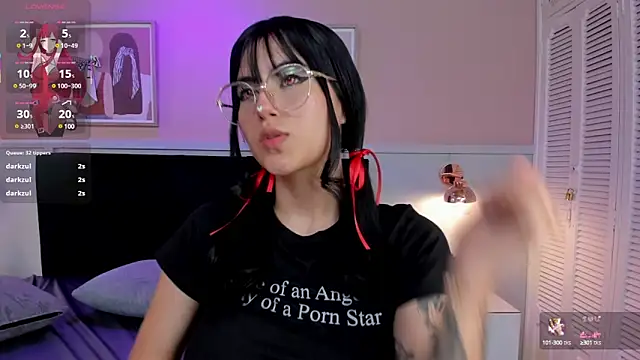 Snapshot of naoko_kirino chatting on 03-07-25, 06:00 naoko kirino online show from 03-07-25, 06:00